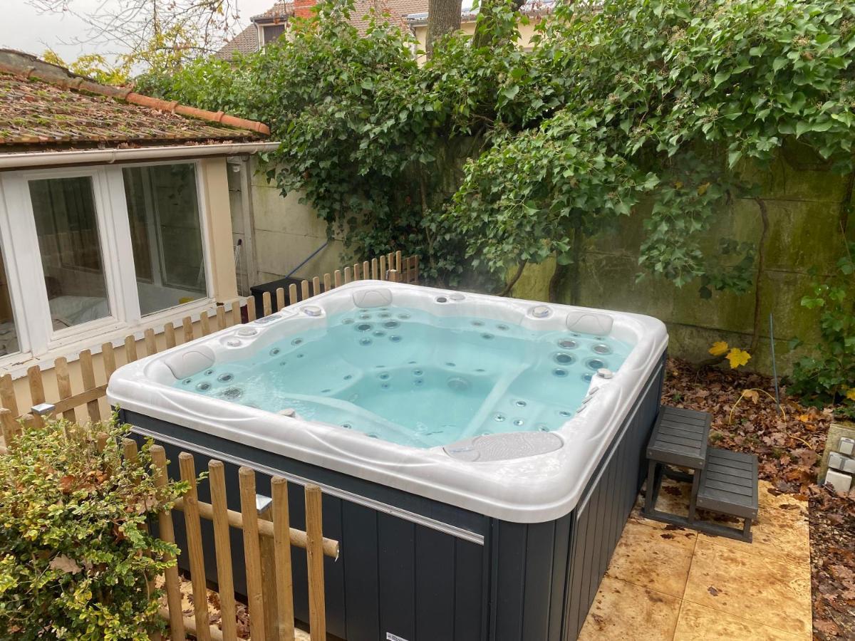 פאליזו Maison Avec Jardin Et Jacuzzi Proche Polytechnique מראה חיצוני תמונה