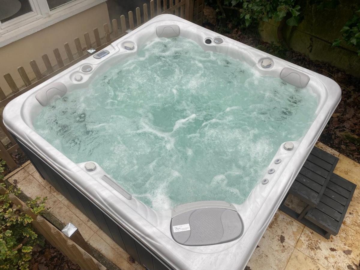 פאליזו Maison Avec Jardin Et Jacuzzi Proche Polytechnique מראה חיצוני תמונה