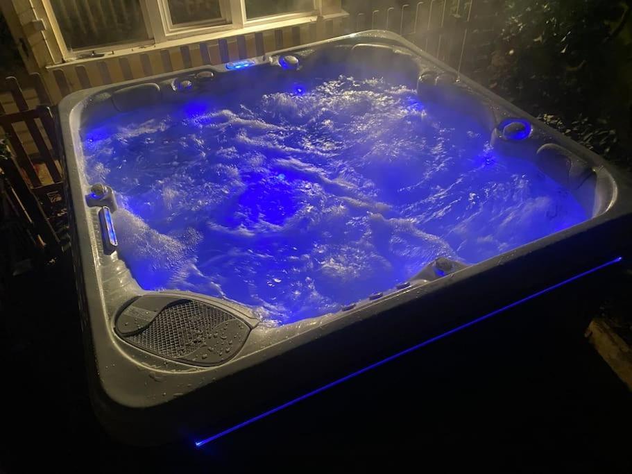 פאליזו Maison Avec Jardin Et Jacuzzi Proche Polytechnique מראה חיצוני תמונה