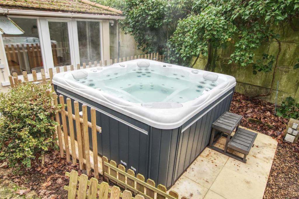 פאליזו Maison Avec Jardin Et Jacuzzi Proche Polytechnique מראה חיצוני תמונה